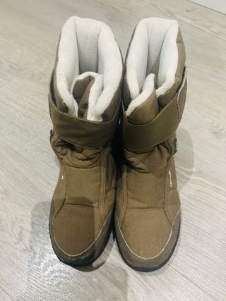Botas nieve Quechua marrones y negras