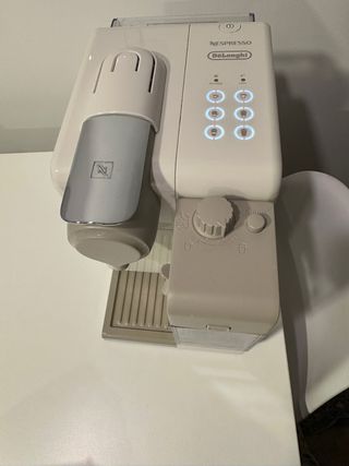 Cafetera Nespresso Lattissima Touch