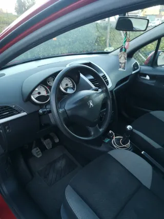 Peugeot 207 2007
