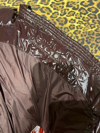 Chaquetón crop plumífero Zara