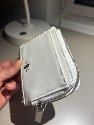 Cartera Billetera Brownie Blanca Tachuelas