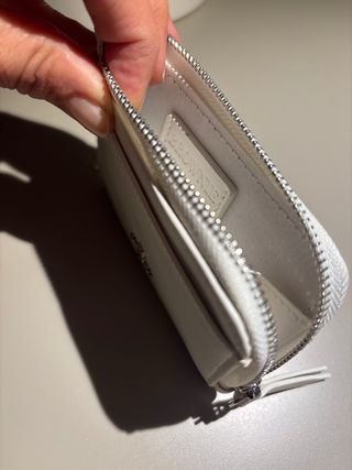 Cartera Billetera Brownie Blanca Tachuelas