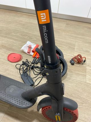 Patinete Eléctrico Xiaomi + Accesorios