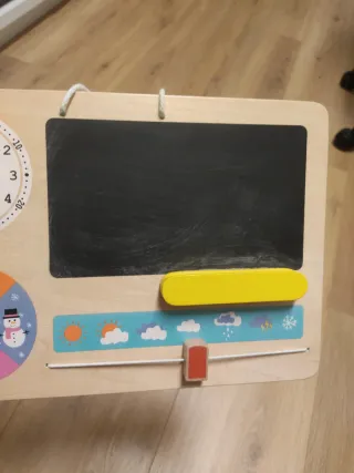 Pizarra infantil para aprender hora y tiempo