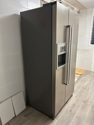 Nevera Bosch 2 puertas Acero inox. Oportunidad