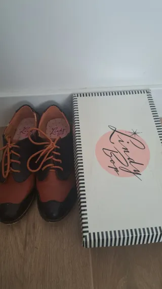 Zapatos Lindy Bop Oxford Marrón y Negro. Talla37.