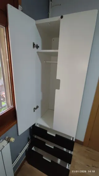 Armario juvenil IKEA SMÅSTAD