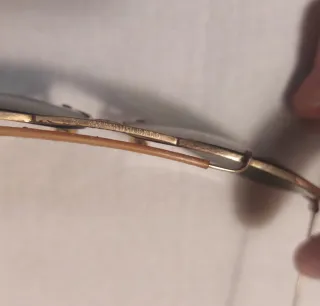 Gafas de sol aviador doradas