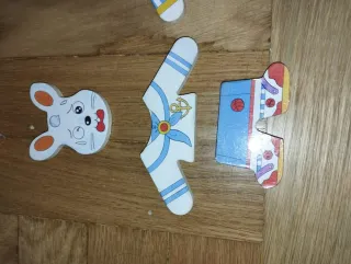 Juego puzzle madera conejos y ropa