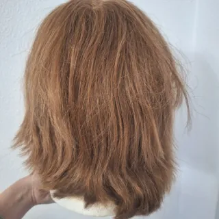 Peluca pelo natural castaño