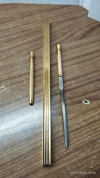 Abre cartas, boligrafo, escritorio/bañado en oro