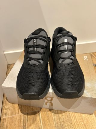 Zapatillas On Running Negras y Grises