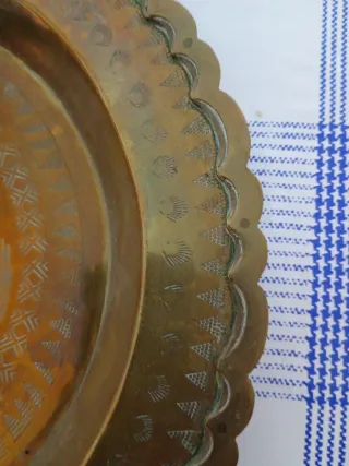 Lote 3 platos antiguos de bronce. Mde in Hong Kon.