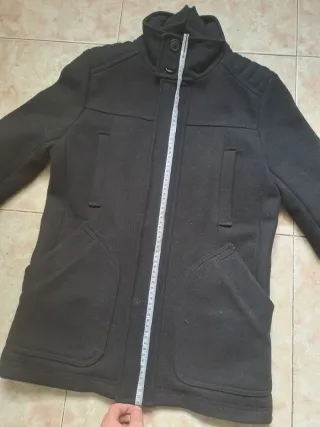 Abrigo corto Negro de Bershka 100% Poliéster