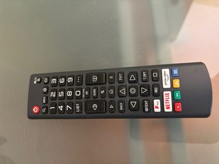 Televisor Cello LED C2424SH Negro