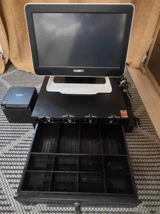 3 piezas, Caja Registradora ,pantalla,impresora .