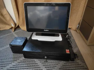 3 piezas, Caja Registradora ,pantalla,impresora .