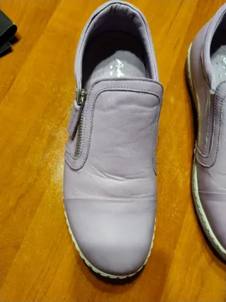 Mocasines mujer Andrea Conti morados