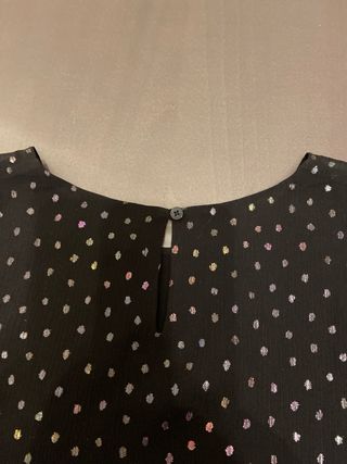 Vestido negro Desigual con brillos multicolor