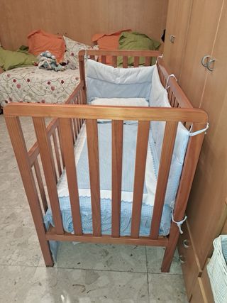 Cuna madera con colchón