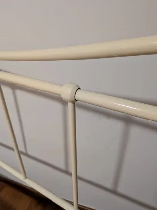 Cama de forja matrimonio beige