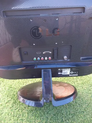 LG Monitor Negro 19 pulgadas