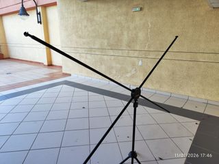 Pantalla Proyección Enrollable 80 con Trípode