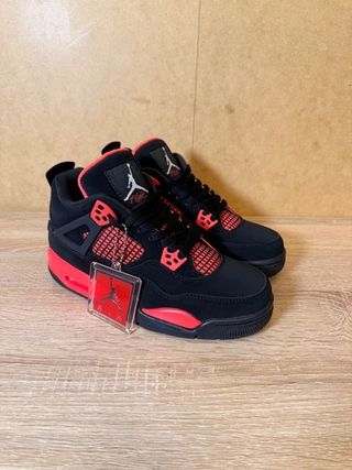 Jordan 4 Retro Red Thunder Talla 39