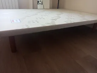 Colchón y base tapizada 135cm