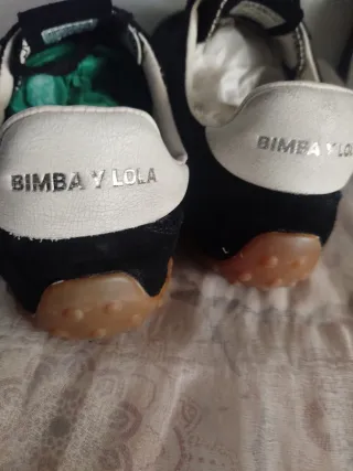 Bimba y Lola Zapatillas Mujer Negras/Blancas
