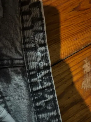 Pantalones anchos niña