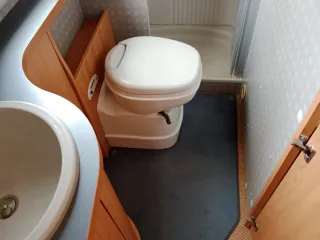 FIAT burstner elegance barcelona 660 2800 cc 145 c