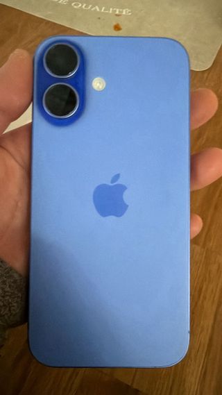iPhone 16 Azul