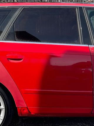 Puerta trasera derecha Audi A4 B7 avant
