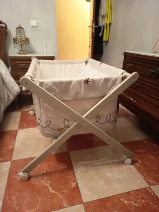 Minicuna para bebé con diseño de elefante