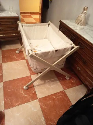 Minicuna para bebé con diseño de elefante