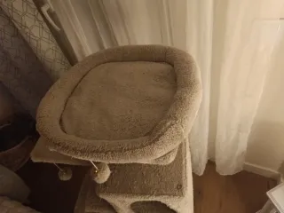 Rascador para gatos de tela y sisal