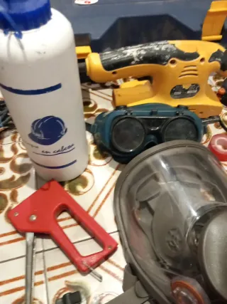 Caja de herramientas y accesorios