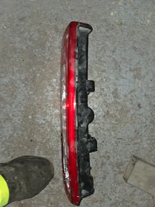 Piloto trasero Volvo FH