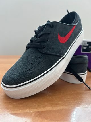 Nike SB Janoski (GS) Nero/Rosso Tg 38