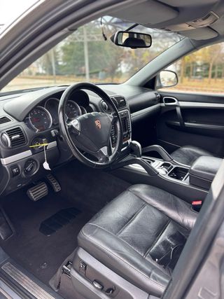 Porsche Cayenne 2004