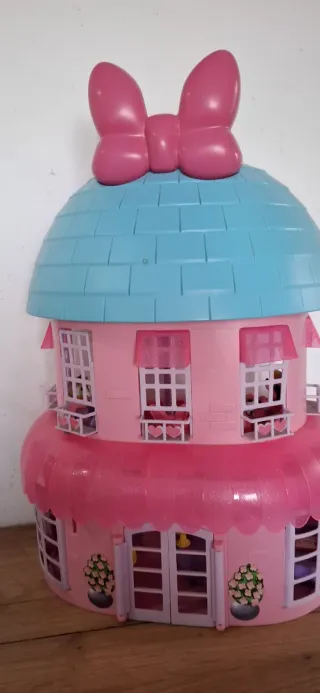 Casita Minnie y Casita Árbol Heidi