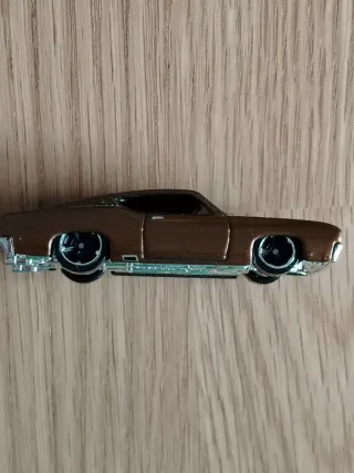 Hot Wheels '69 Ford Torino