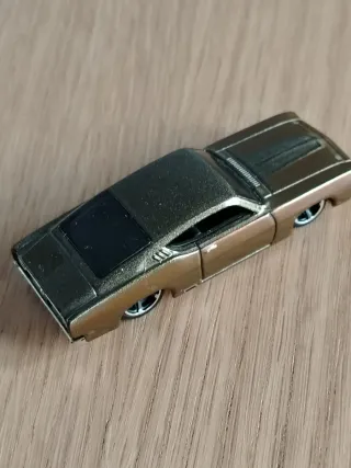 Hot Wheels '69 Ford Torino