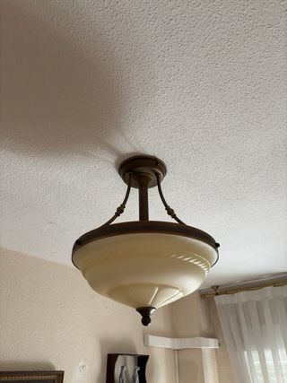 Lámpara de techo vintage beige y dorada