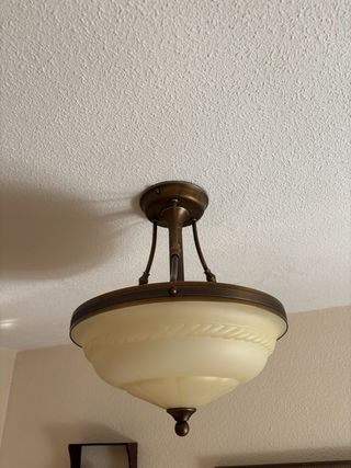 Lámpara de techo vintage beige y dorada