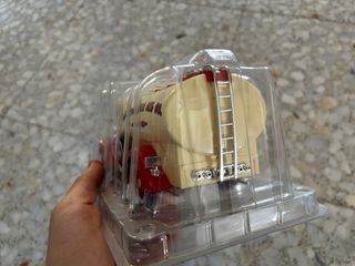 Camión Cisterna Juguete California Oil