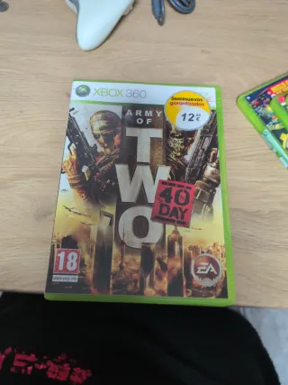 Xbox 360 Blanca +2 mandos + 11 Juegos