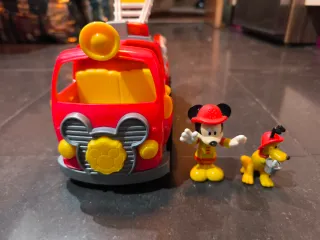 Camión de bomberos Mickey Mouse