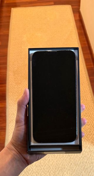 iPhone 13 Pro Max Azul + 3 Protectores Pantalla